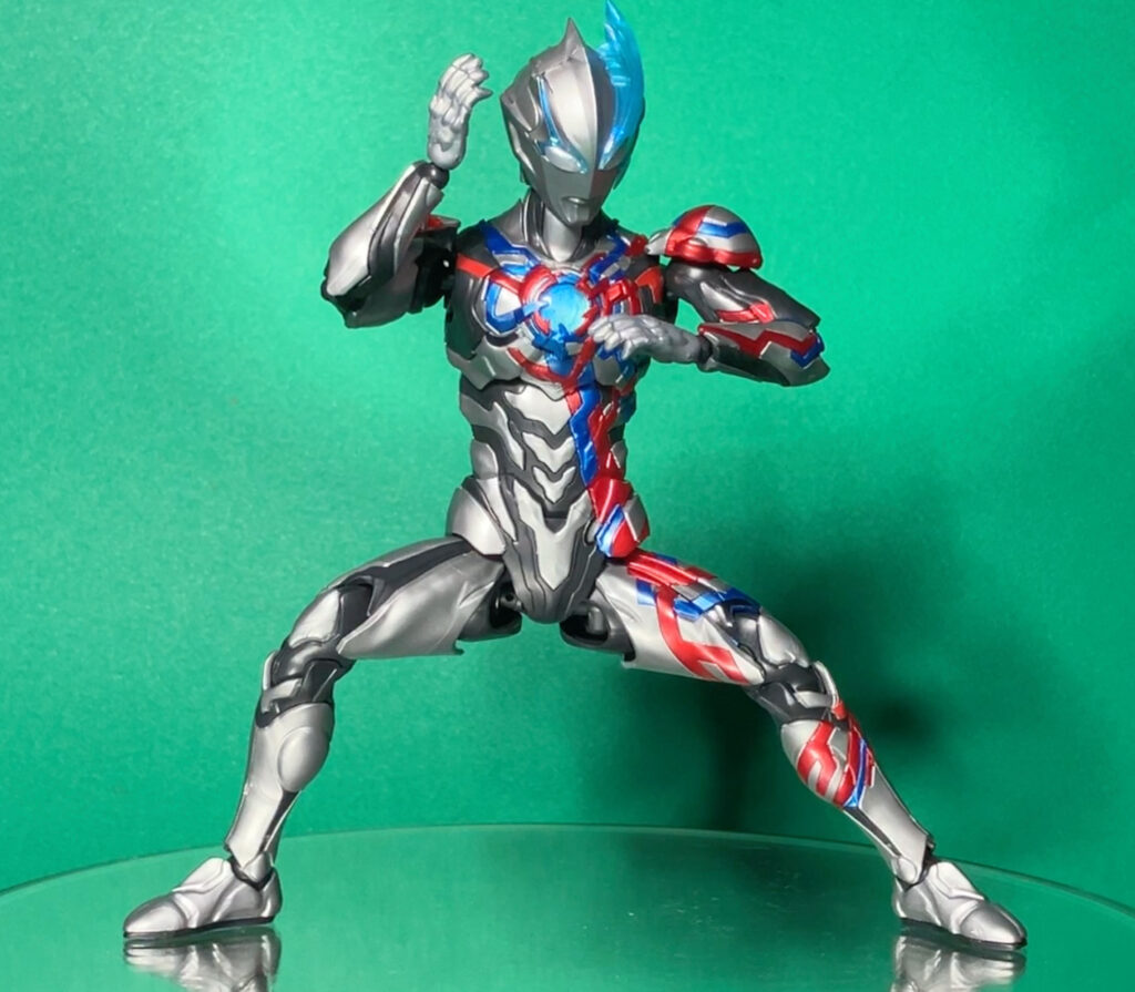 Figure-rise Standard ウルトラマンブレーザー アクションポーズ