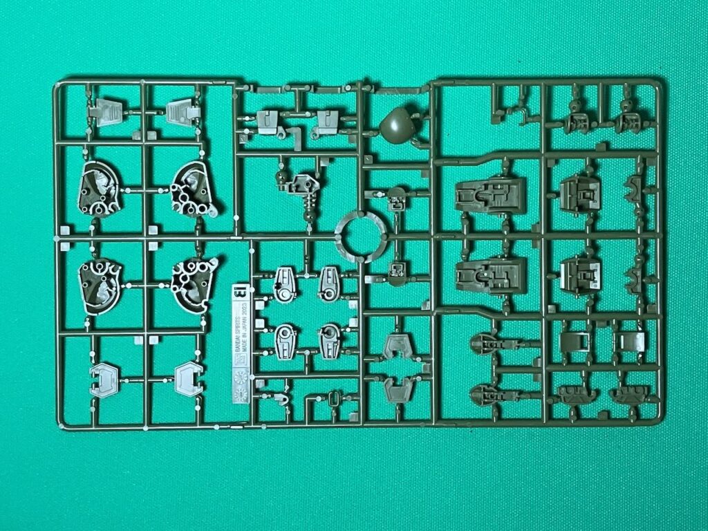 ランナー Bパーツ 裏面